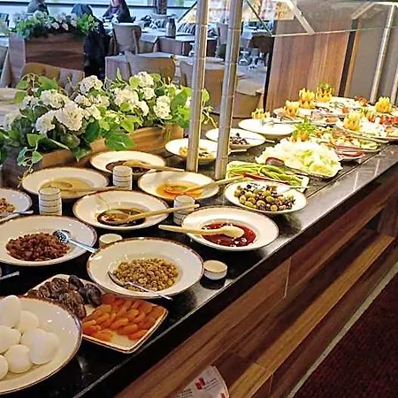 Hotel The Kailyn Hotels&suites Atasehir 4*